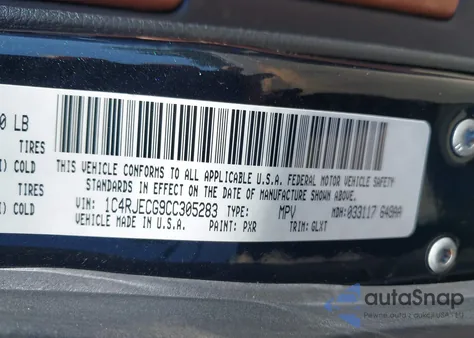 2012 Jeep Grand Cherokee Overland z USA, uszkodzony, nr VIN 1C4RJECG9CC305283